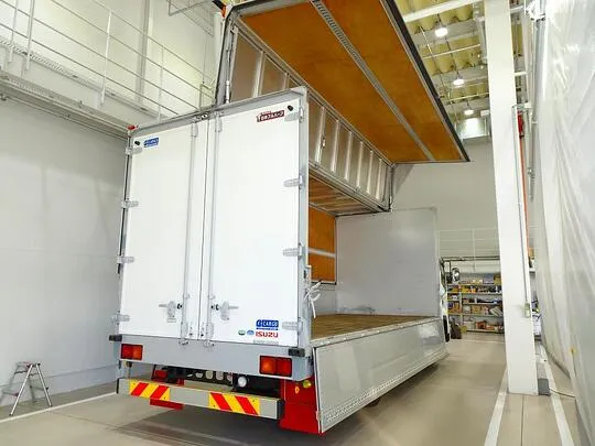 フォワード 2.95t ワイドベッドレス アルミウイング 210ps