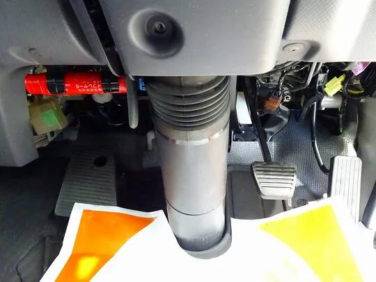 エルフ 1.5t 4WD FFL Sタイヤ 平ボデー