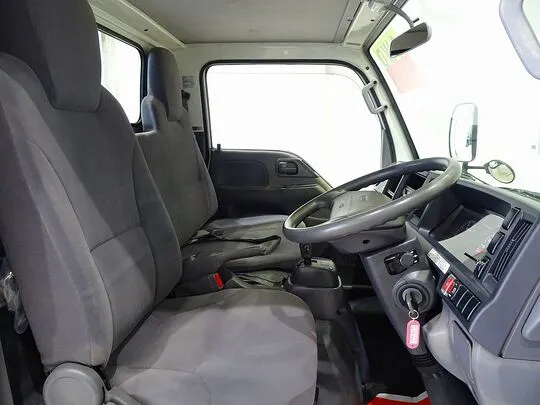 エルフ 1.5t 4WD FFL Sタイヤ 平ボデー