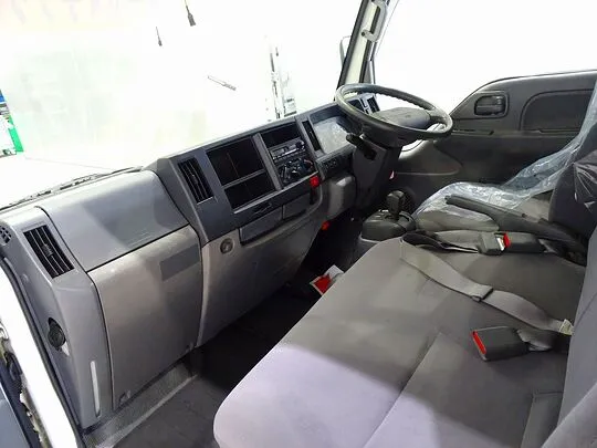 エルフ 1.5t 4WD FFL Sタイヤ 平ボデー