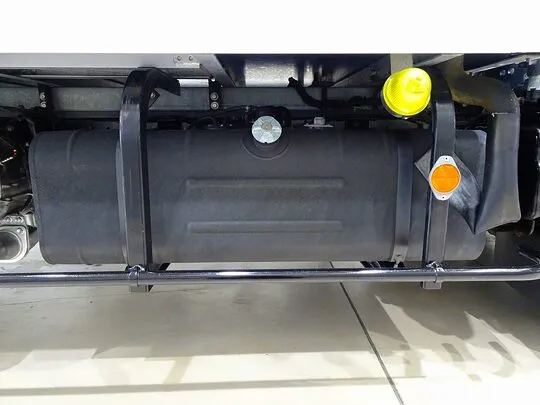 デュトロ 2.95t FJL 標準ロング 中温冷凍車