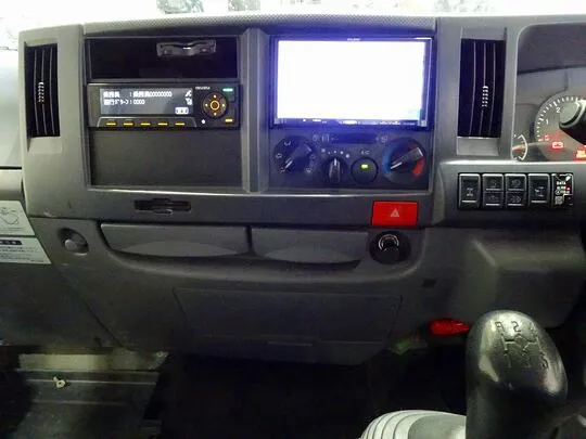 エルフ 2t 4WD FFL 標準 平ボデー 総重量5t未満