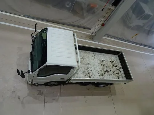 エルフ 2t 4WD FFL 標準 平ボデー 総重量5t未満