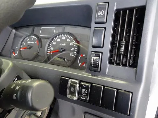 エルフ 2t FFL 標準 平ボデー 総重量5t未満