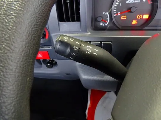 エルフ 2t FFL 標準 平ボデー 総重量5t未満