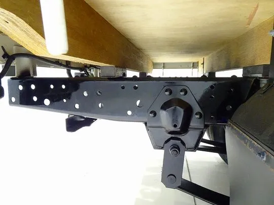 エルフ 2t FFL 標準 平ボデー 総重量5t未満