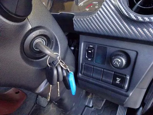 レンジャー 4.2t 増トン 標準ベッド付 アルミブロック タダノ4段クレーン付 240ps