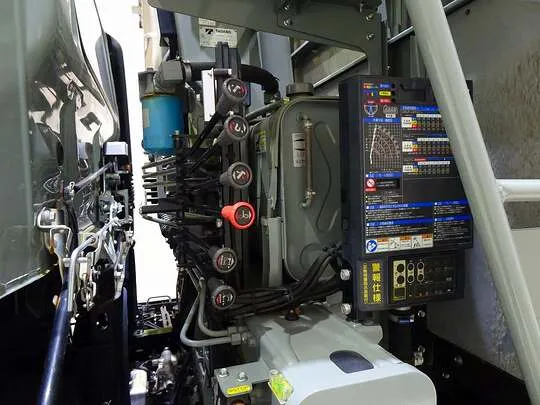 レンジャー 4.2t 増トン 標準ベッド付 アルミブロック タダノ4段クレーン付 240ps