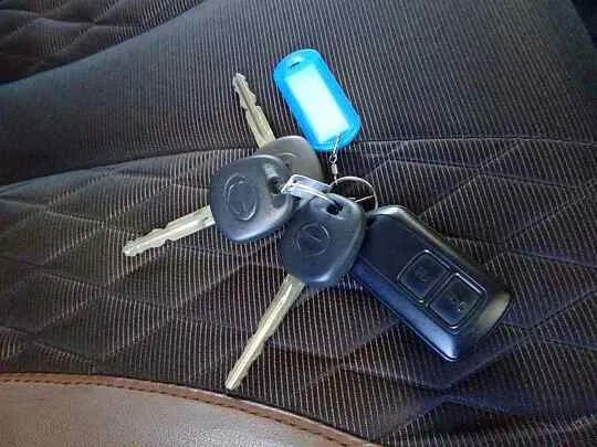 レンジャー 4.2t 増トン 標準ベッド付 アルミブロック タダノ4段クレーン付 240ps