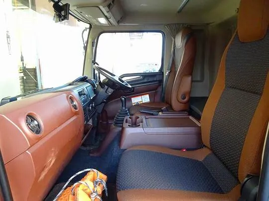 レンジャー 4.2t 増トン 標準ベッド付 アルミブロック タダノ4段クレーン付 240ps