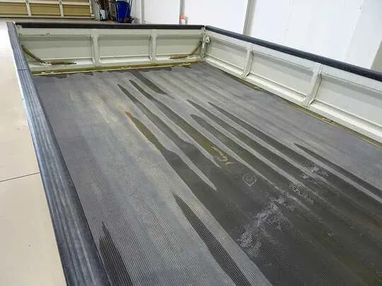 ライトエーストラック DX 0.75t 4WD Sタイヤ 平ボデー ガソリン