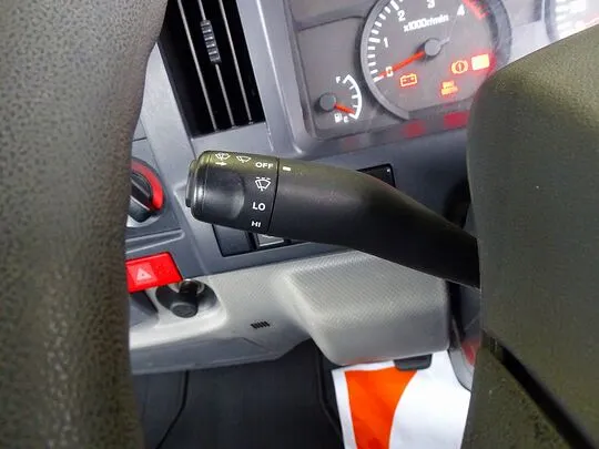 エルフ 1.5t FL Wタイヤ 平ボデー