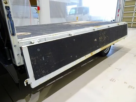 エルフ 1.5t FL Wタイヤ 平ボデー