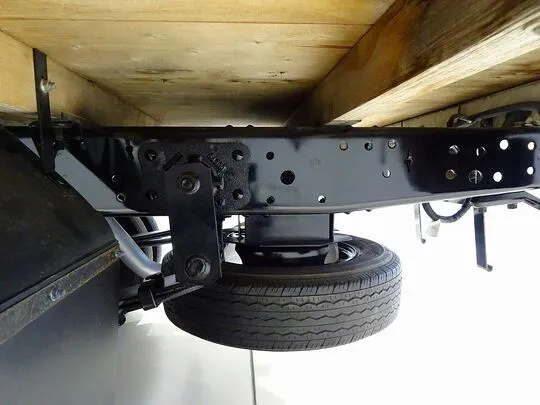 エルフ 1.5t FL Wタイヤ 平ボデー