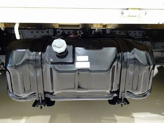 エルフ 1.5t FL Wタイヤ 平ボデー