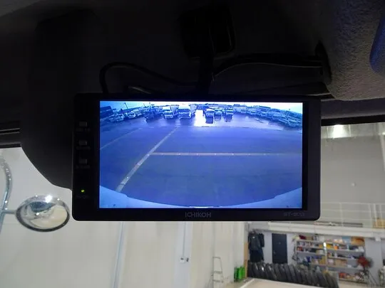 フォワード 2.9t ワイドベッド付 アルミウイング 210ps