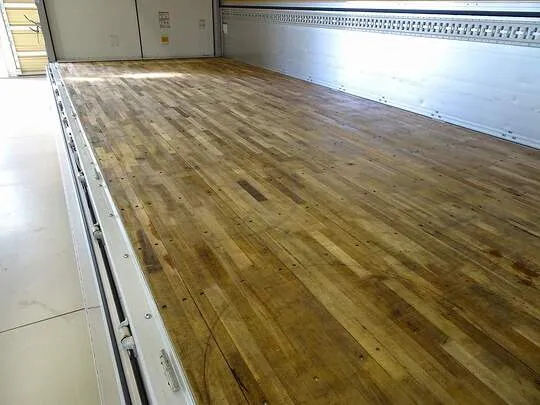 フォワード 2.25t ワイドベッド付 アルミウイング 格納ゲート付 リアエアサス 210ps