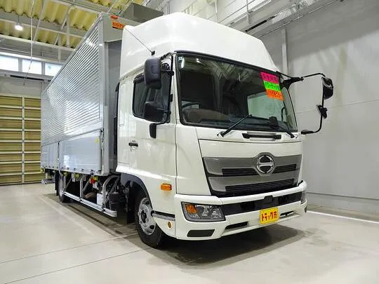 レンジャー 2.2t ワイドベッド付 アルミウイング 格納ゲート付 リアエアサス 未使用車 240ps