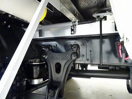 レンジャー 2.2t ワイドベッド付 アルミウイング 格納ゲート付 リアエアサス 未使用車 240ps