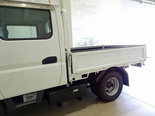 キャンター 1.45t 4WD 全低床 Wタイヤ Wキャブ