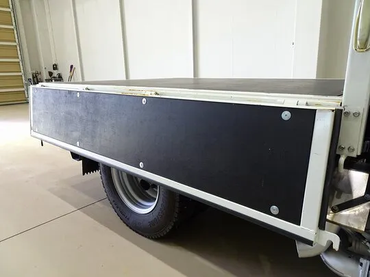 キャンター 1.45t 4WD 全低床 Wタイヤ Wキャブ