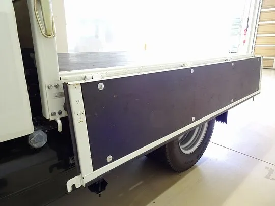 キャンター 1.45t 4WD 全低床 Wタイヤ Wキャブ