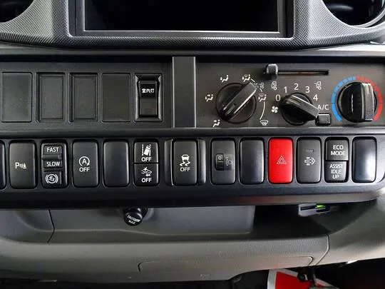 ダイナ 2t FJL 標準セミロング アルミバン 総重量5t未満