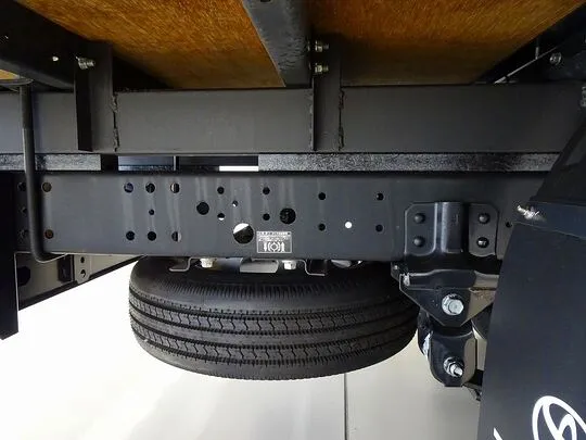 ダイナ 2t FJL 標準セミロング アルミバン 総重量5t未満