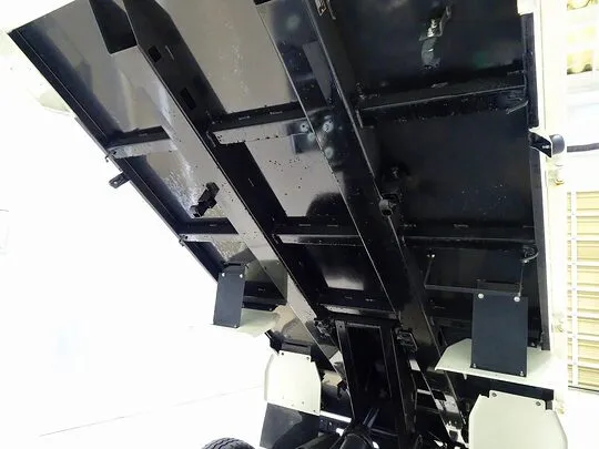 デュトロ 2t FJL 支柱レス強化ダンプ 未使用車