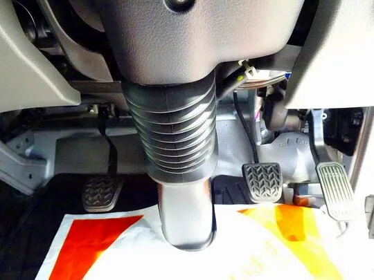 デュトロ 3t 4WD 高床 ワイドロング ユニック4段クレーン付 未使用車