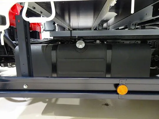 デュトロ 3t 4WD 高床 ワイドロング ユニック4段クレーン付 未使用車