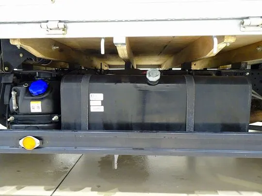 エルフ 2t 4WD FFL ワイドロング 平ボデー