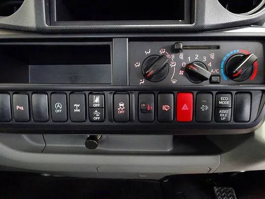 デュトロ 2.75t 4No. 4WD FJL 強化ダンプ 未使用車