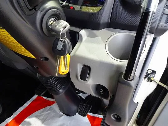 デュトロ 2.75t 4No. 4WD FJL 強化ダンプ 未使用車