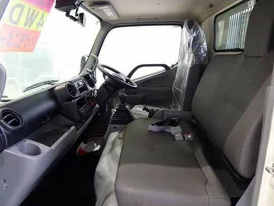 デュトロ 2.75t 4No. 4WD FJL 強化ダンプ 未使用車