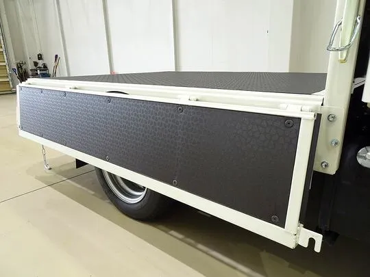 ダイナ 1.25t 4WD FJL Wタイヤ Wキャブ 未使用車