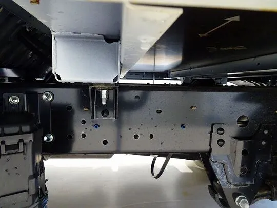 ダイナ 1.25t 4WD FJL Wタイヤ Wキャブ 未使用車