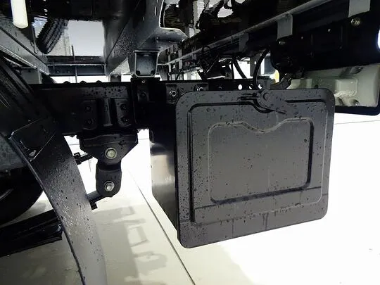 デュトロ 2t FJL 標準 平ボデー 総重量5t未満 未使用車