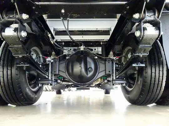 デュトロ 2t FJL 標準 平ボデー 総重量5t未満 未使用車