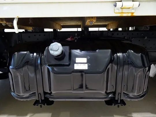 エルフ 1.5t FFL Wタイヤ 平ボデー