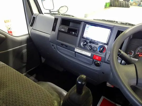 エルフ 1.5t FFL Wタイヤ 平ボデー