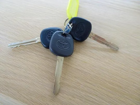 ダイナ 1.25t 4WD FJL Wタイヤ Wキャブ 未使用車