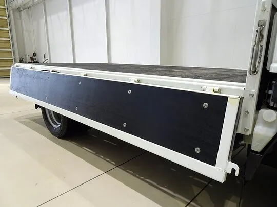 エルフ 2t FFL 標準 平ボデー 総重量5t未満