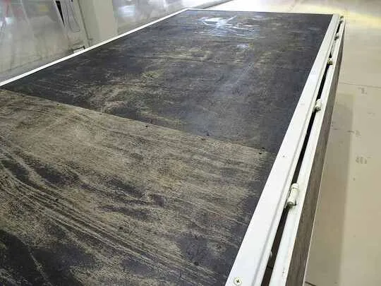 エルフ 2t FFL 標準 平ボデー 総重量5t未満