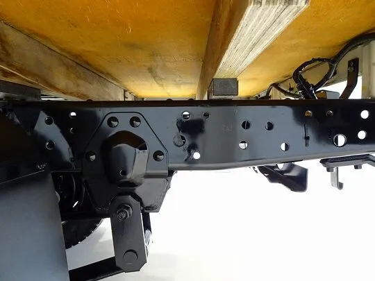 エルフ 2t FFL 標準 平ボデー 総重量5t未満