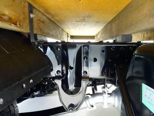 エルフ 2t FFL 標準 平ボデー 総重量5t未満