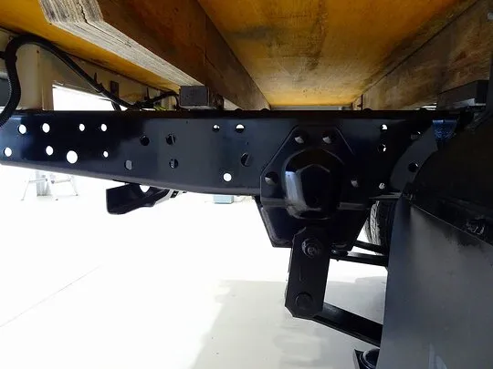 エルフ 2t FFL 標準 平ボデー 総重量5t未満