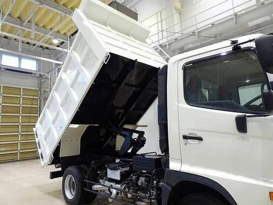 レンジャー 3.2t 標準ベッド付 深ダンプ 210ps