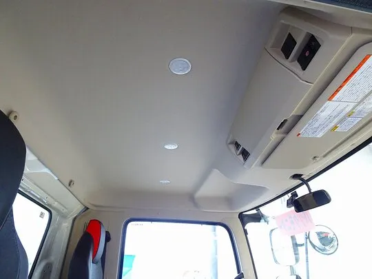 レンジャー 3.2t 標準ベッド付 深ダンプ 210ps