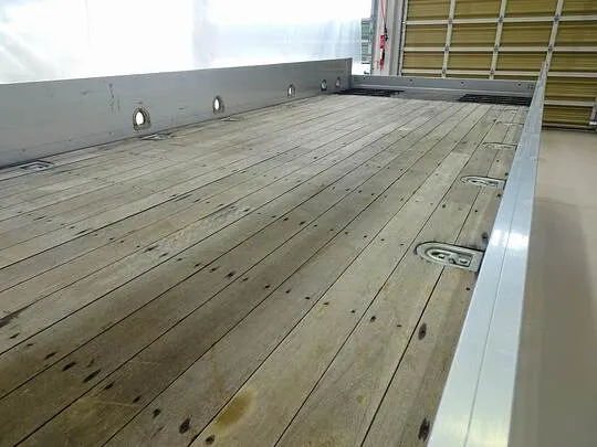 フォワード 4.7t 増トン 標準ベッド付 ユニック4段セルフクレーン付 ps